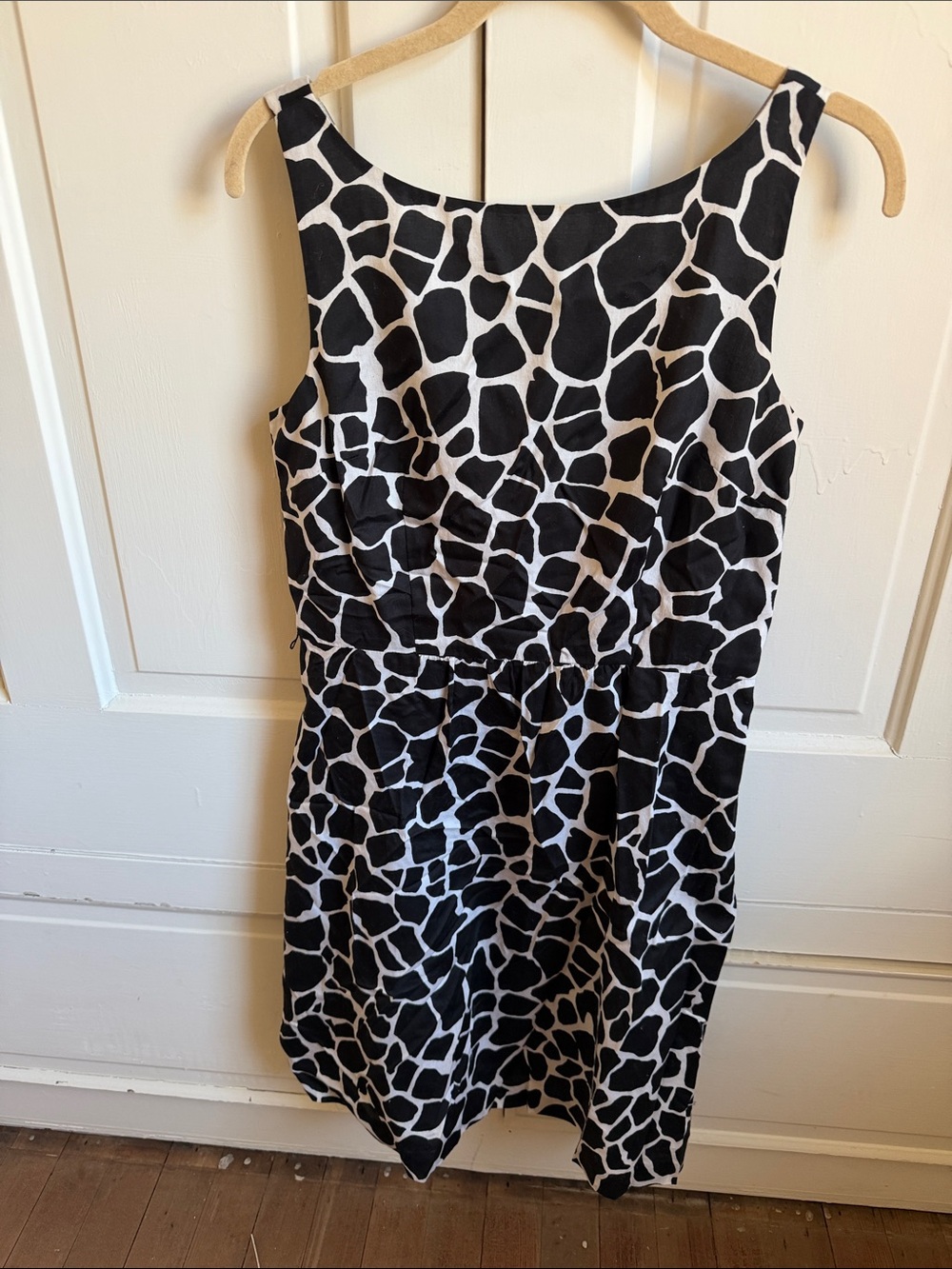 Black and White Patterned Sleeveless Women's Dress